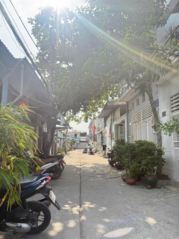 Giá cực chất bán nr 5pn, 3wc, 92m2 tại kdc bình hưng, 4,786 tỷ