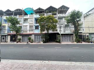 Bán nr tại p7, q8, hcm, 9,8 tỷ, 95m2 view đẹp chính chủ