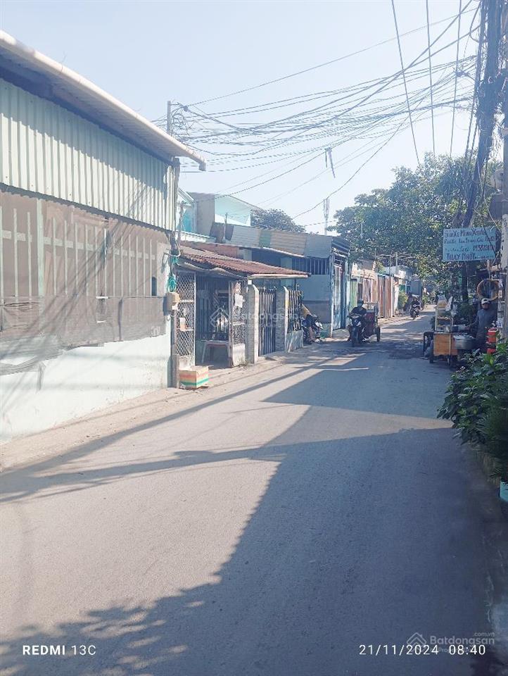 Nhà cần bán gấp khu dân cư hiện hữu