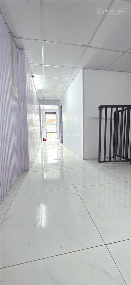 Nhà cần bán chủ có việc về quê gấp