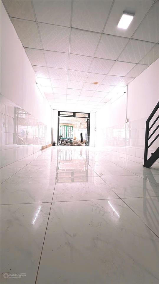 Nhà cần bán chủ có việc về quê gấp