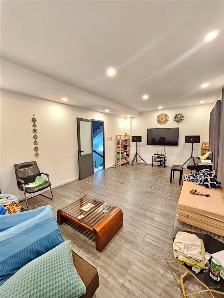 Bán nhà mặt phố đẹp tại bình hưng, 14 tỷ, 140m2, nhiều tiện ích
