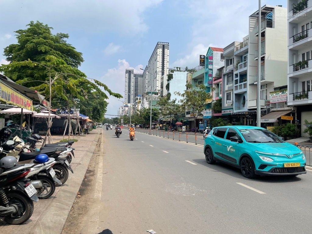 Chủ kẹt việc về quê lên cần bán gấpq8 ngay eon chỉ vài bước chân mặt phố cao lỗ, 84,5m, giá ưu đãi