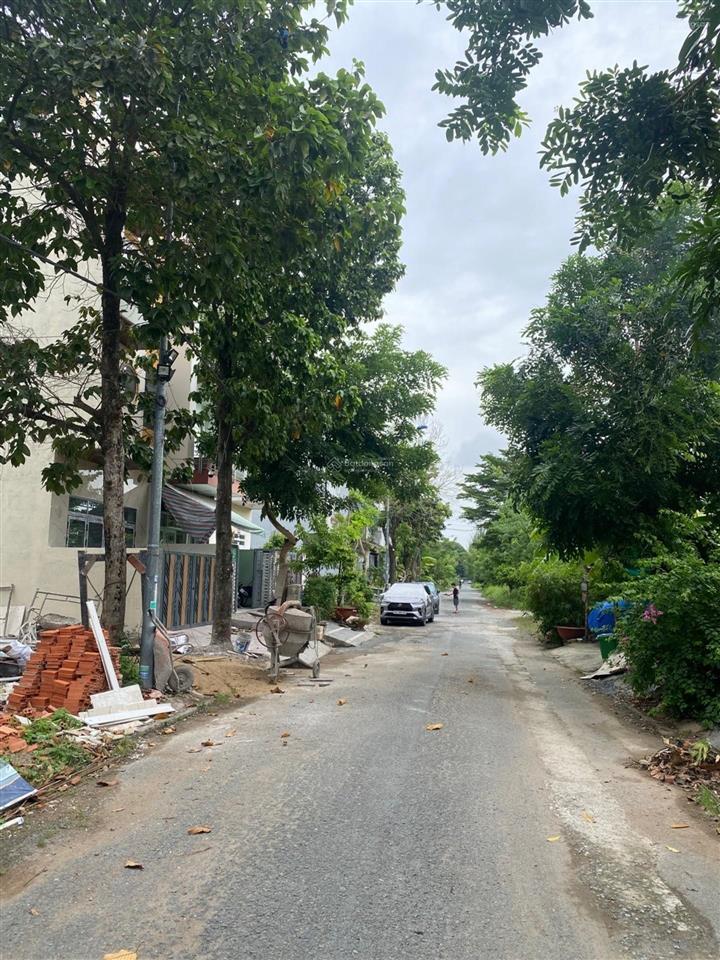 Đất nền cần bán khu dân cư phân lô cao tầng đẹp