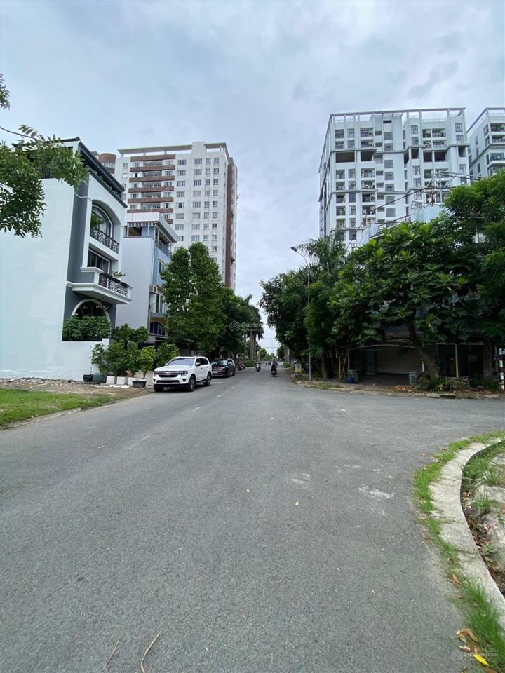 Đất nền cần bán khu dân cư phân lô cao tầng đẹp