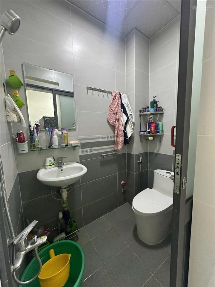 Nhà bán chung tâm phường chánh hưng chỉ vài bước chân ra tới eon cao lỗ