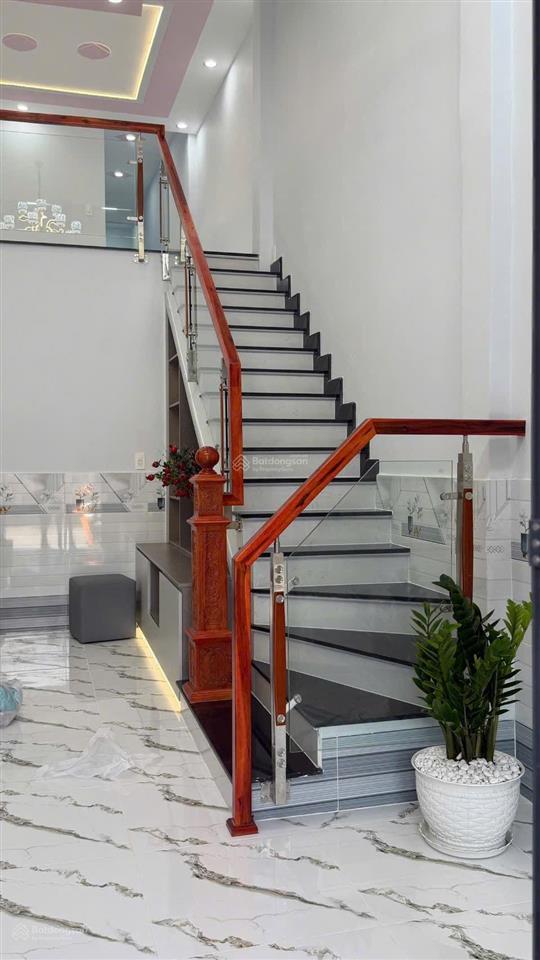 Nhà đẹp cần bán gấp khu vực siêu hiếm