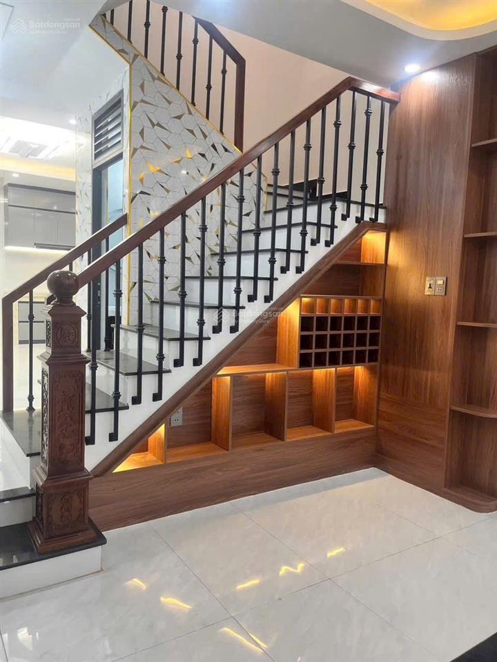 Nhà đẹp cần bán gấp khu vực siêu hiếm