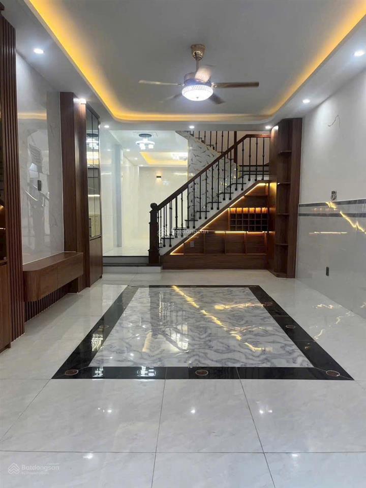 Nhà đẹp cần bán gấp khu vực siêu hiếm