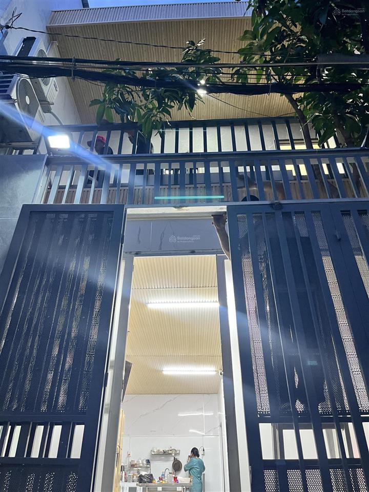 Bán nhà riêng tại c1, bình hưng, bình chánh giá tốt, 2pn, 2 tầng, 37,5m2