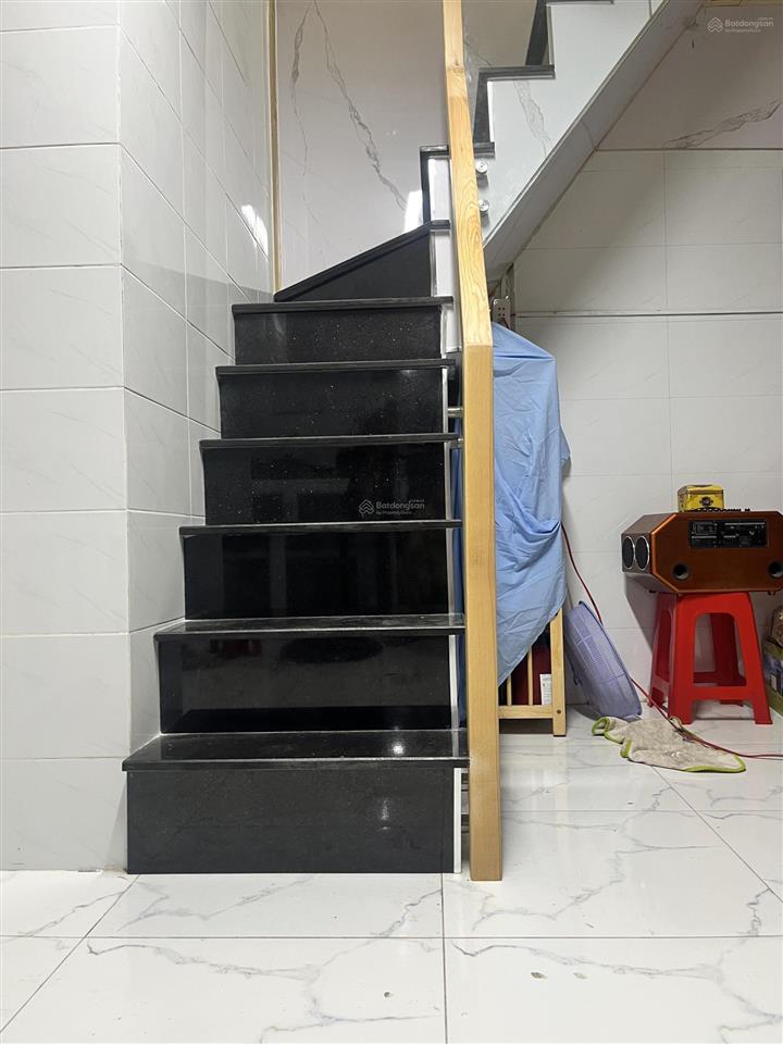 Bán nhà riêng tại c1, bình hưng, bình chánh giá tốt, 2pn, 2 tầng, 37,5m2