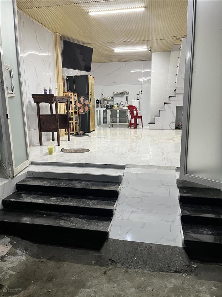 Bán nhà riêng tại c1, bình hưng, bình chánh giá tốt, 2pn, 2 tầng, 37,5m2