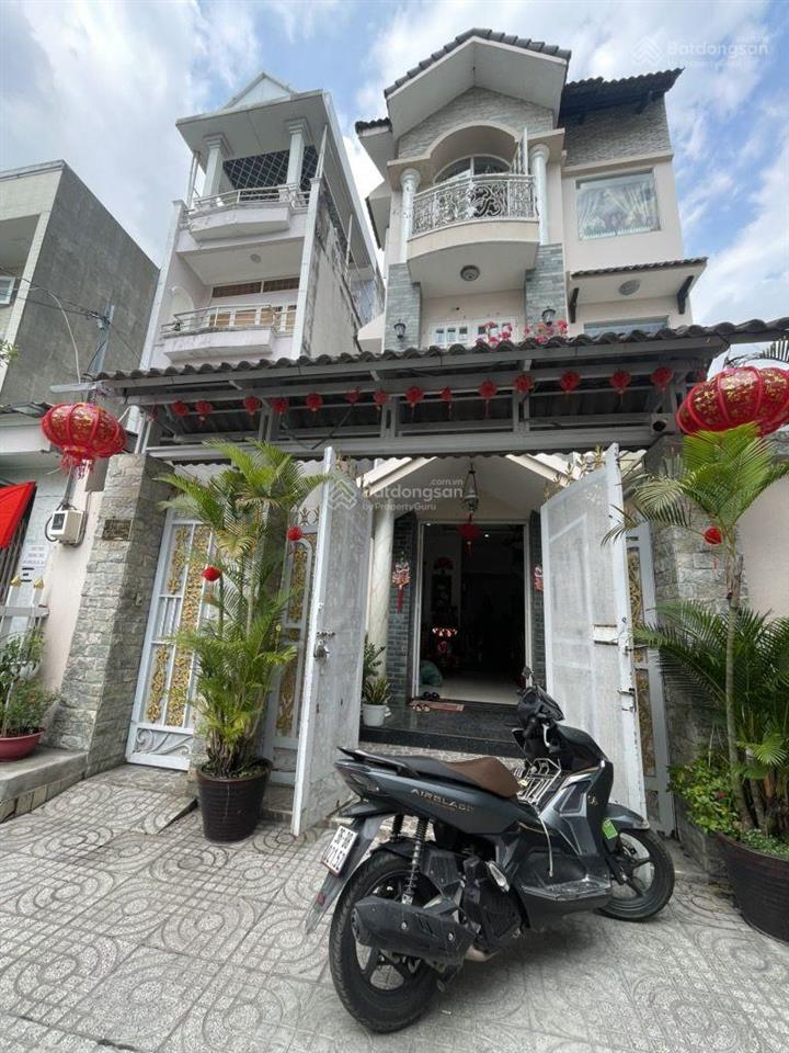 Bán biệt thự khu tên lửa hẻm 2 mặt tiền hẻm xe tải  4 tầng, 250m2, giá 18 tỷ