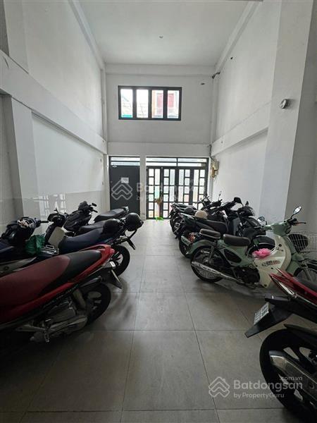 Bán gấp nhà trình đình trọng tân phú 150m2,5 tầng có thang máy, 30 phòng ngủ chỉ 17,5 tỷ