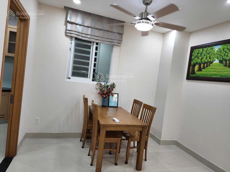 Bán căn hộ him lam chợ lớn tầng 6, dt 93m2, 2pn, 2wc sổ hồng thoáng mát