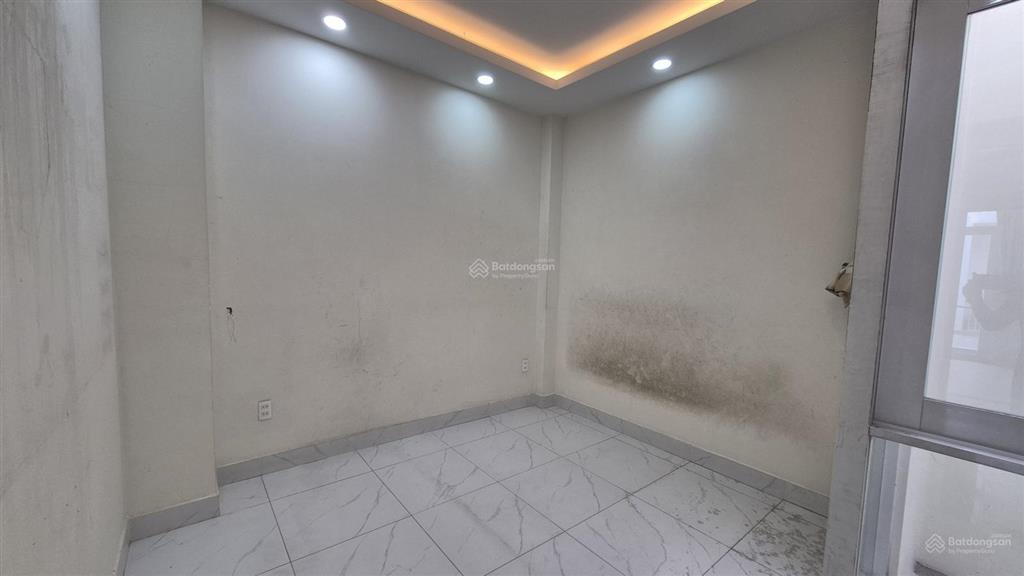 Nhà 3 tầng hoàn công  91. ngô chí quốc. bình chiểu  4.2x12  giá 4.8 tỷ tl