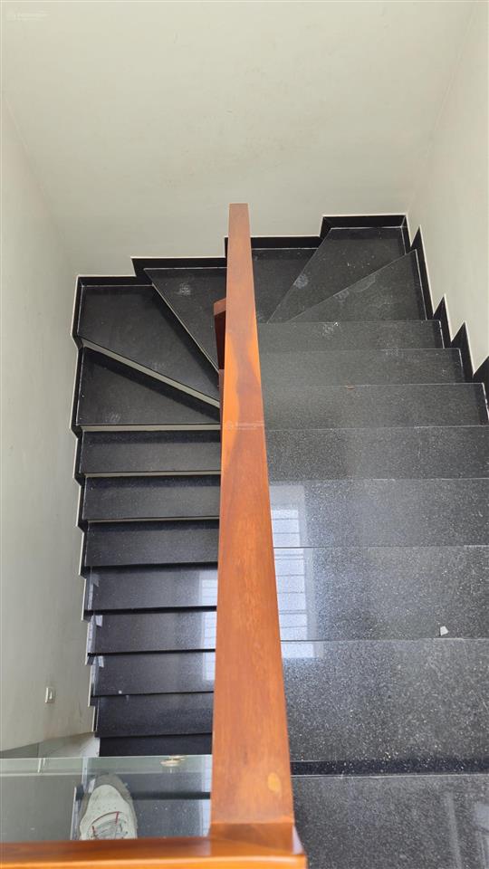 Nhà 3 tầng hoàn công  91. ngô chí quốc. bình chiểu  4.2x12  giá 4.8 tỷ tl