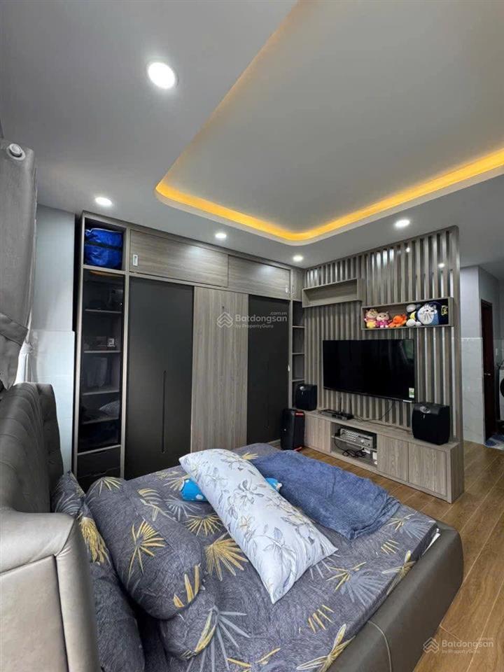 Bán nhà sát mt ql13. hiệp bình phước  3 tầng.4pn.4wc  4.3x18 (76m2). hoàn công  giá 5.5 tỷ tl