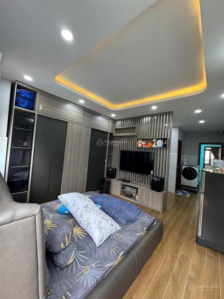 Bán nhà sát mt ql13. hiệp bình phước  3 tầng.4pn.4wc  4.3x18 (76m2). hoàn công  giá 5.5 tỷ tl