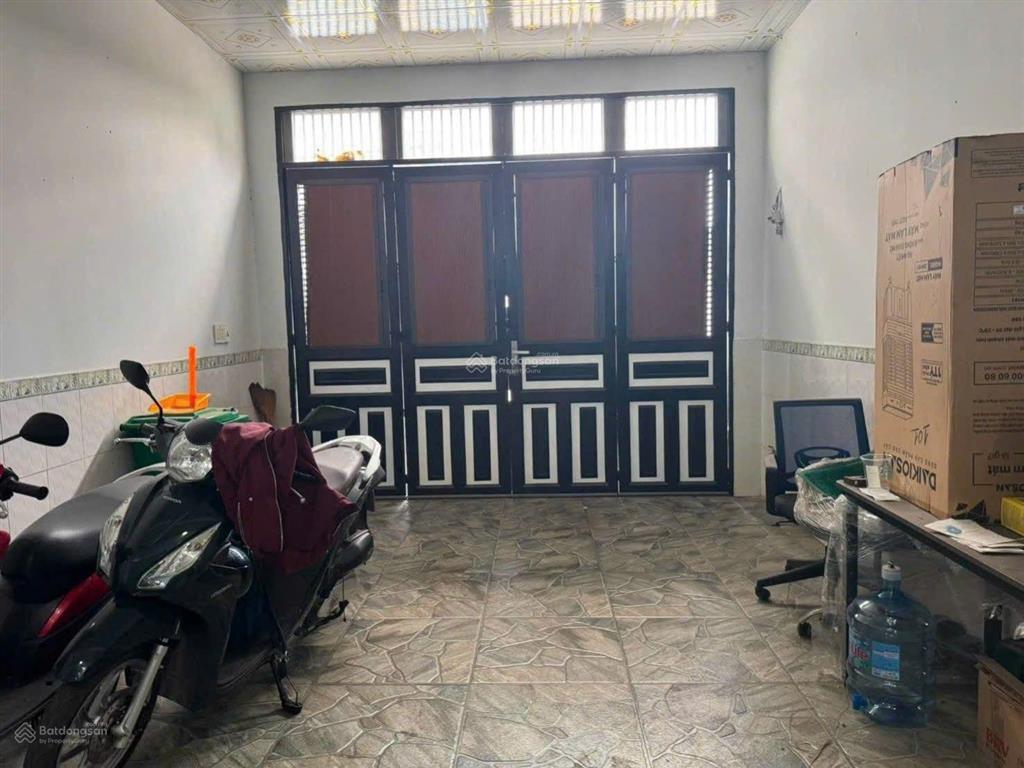 Mặt tiền hẻm 686.ql13. hiệp bình phước  nhà trệt lửng.2pn.2wc  4x20 (80m2)  giá 7.7 tỷ tl