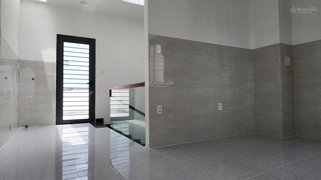 Nhà 3 tầng đường 12 hiệp bình phước  4,1x20 (84m2)  shr hoàn công chuẩn  giá 6.79 tỷ tl