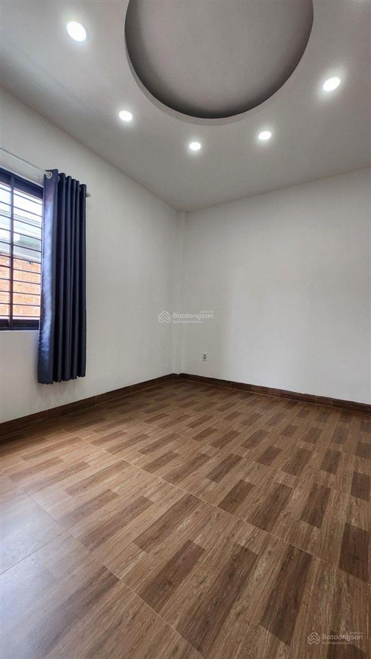 Nhà 3 tầng đường 12 hiệp bình phước  4,1x20 (84m2)  shr hoàn công chuẩn  giá 6.79 tỷ tl