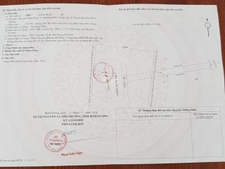 Chính chủ cần bán nhà mặt tiền đường đt 746, khu đông dân cư đông đúc, buôn bán sầm uất.