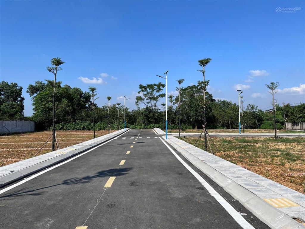 Bán đất ở hồ chí minh, 235 triệu vnd, 187 m2, mặt tiền 22.5m, ngõ 7m