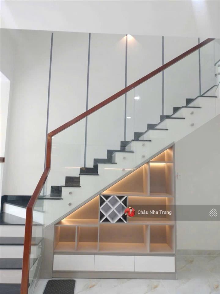 Nhà 2 tầng hẻm oto vĩnh ngọc dt 120m2 giá 4ty899