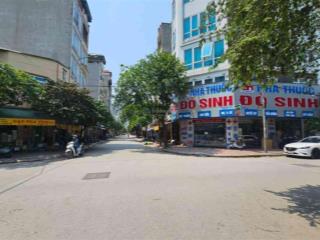 Lk ngô thì nhậm 40m2. kinh doanh sầm uất ngày đêm. 2 mặt thoáng. phân lô vỉa hè chỉ 16.9 tỷ