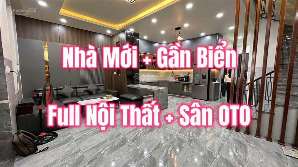 Nhà mới 3 tầng gần biển hòn chồng, có sân ô tô, full nội thất, bắc nha trang