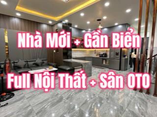 Nhà mới 3 tầng gần biển hòn chồng, có sân ô tô, full nội thất, bắc nha trang
