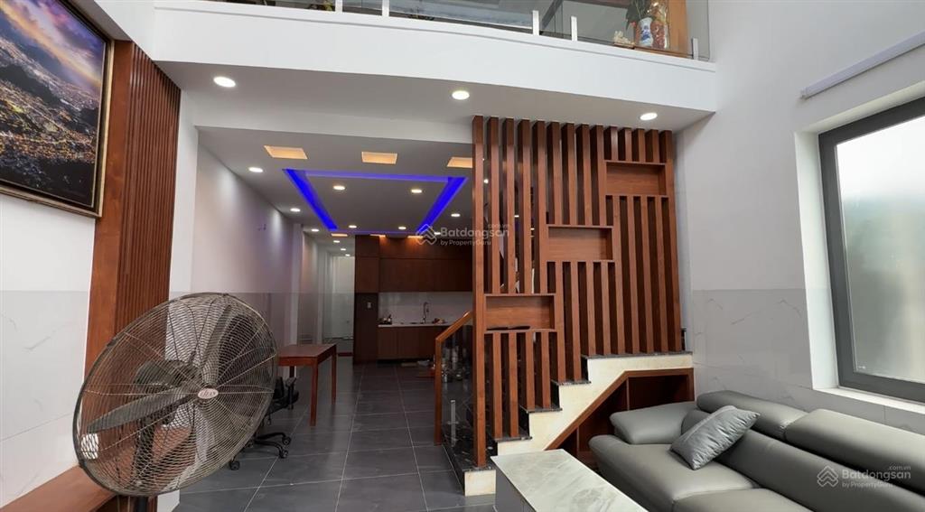 Chỉ 2,5 tỷ sở hữu 2 căn nhà mới riêng biệt diên khánh, phù hợp ở và đầu tư