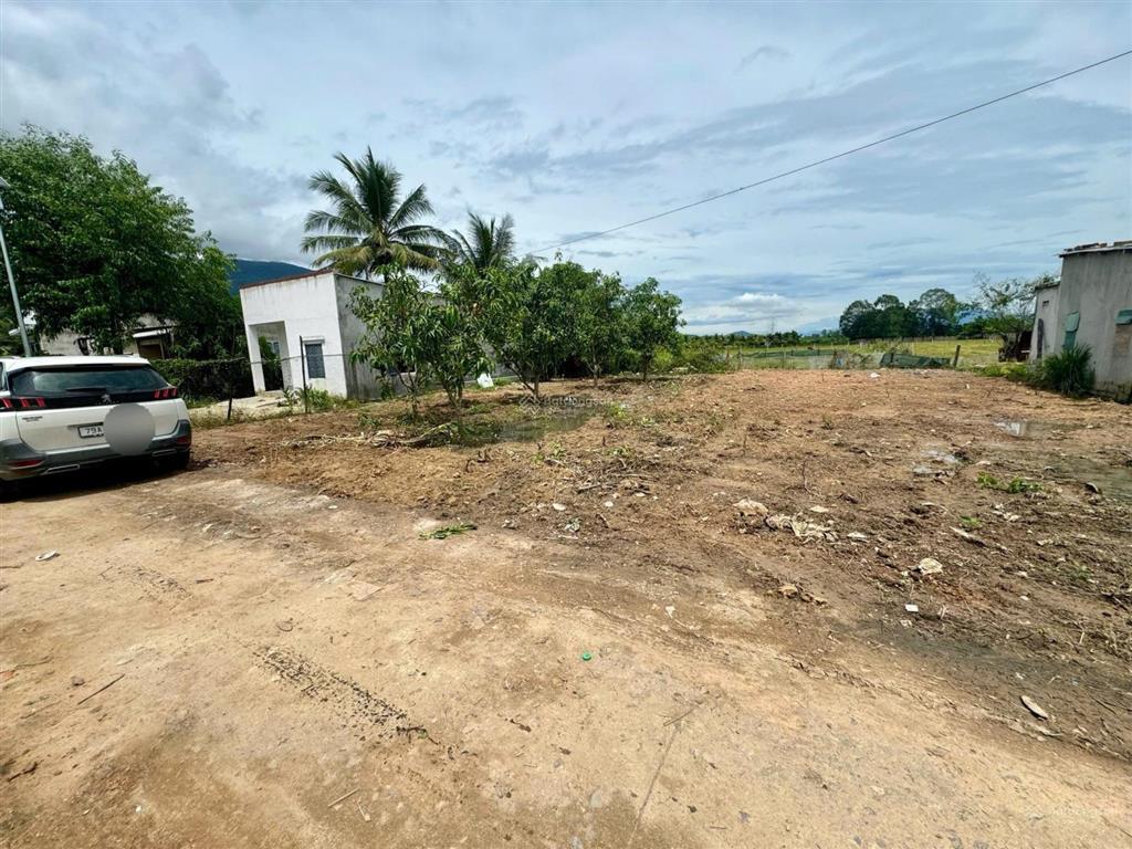 Bán đất suối dầu 437,5m ngang 18m, 340m thổ cư, gần tl3, chỉ 2,43 tỷ