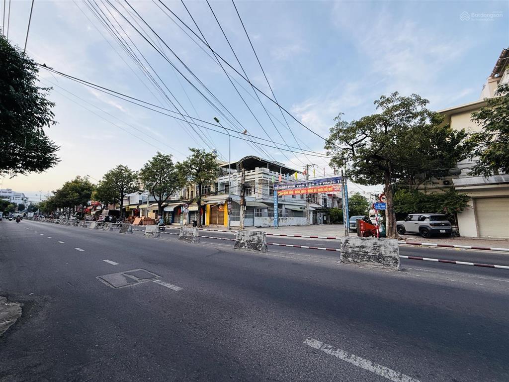 Nhà mặt tiền lê hồng phong có dòng tiền sẵn nhà đầu tư hà nội xem ngay