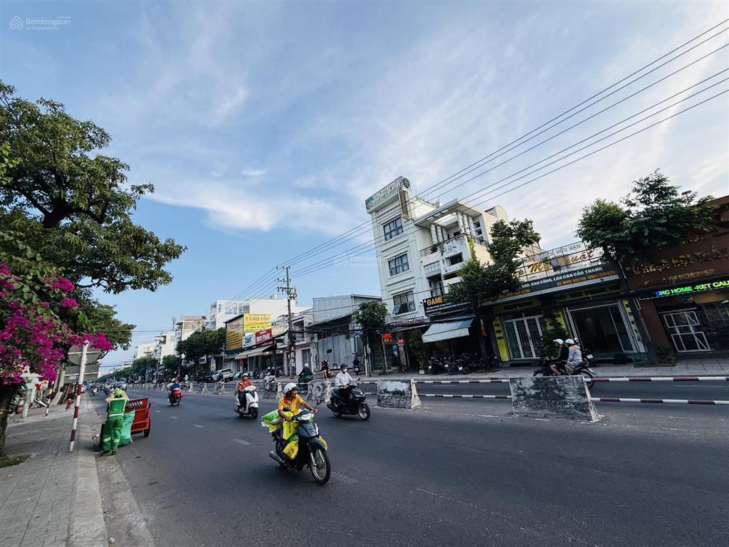 Nhà mặt tiền lê hồng phong có dòng tiền sẵn nhà đầu tư hà nội xem ngay