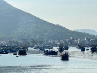 Nhà 4 tầng trực diện biển nha trang | đường 16m | 4pn | sổ hồng hoàn công | giá 7 tỷ