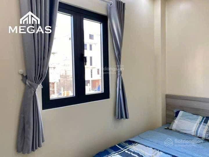 Phòng cửa sổ thoáng  máy giặt riêng  chỉ 4 triệu ngay chung cư citi soho  trường umt quận 2 !!!