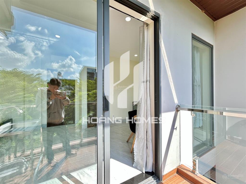 Studio ban công siêu rộng  nội thất mới leng keng ngay chung cư citi soho  trường umt quận 2