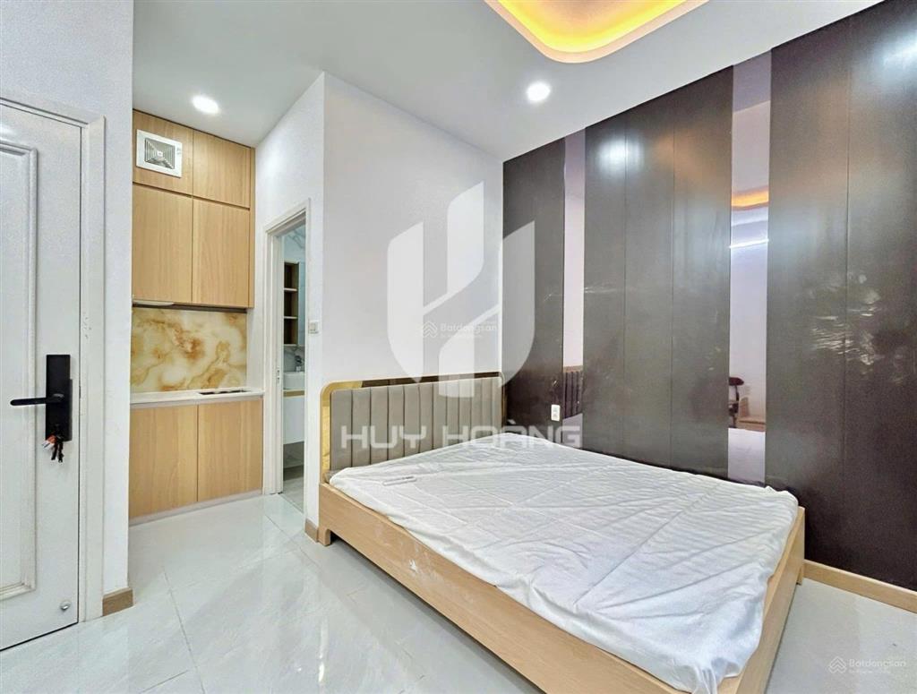 Studio cửa sổ thoáng, full nội thất thang máy chỉ 3.7 triệu