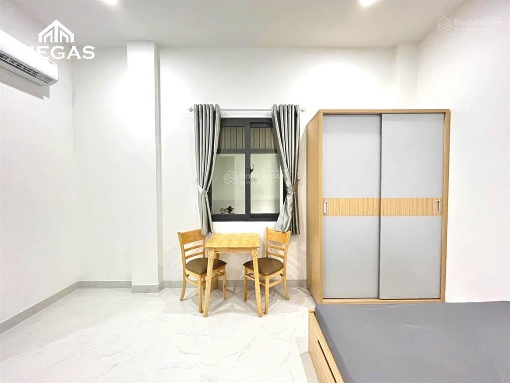 Căn hộ dịch vụ giá rẻ | chỉ 3.8 triệu ngay chung cư citi soho  trường umt quận 2