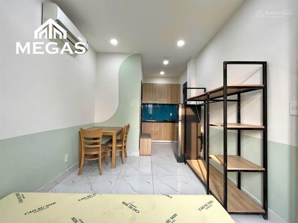 Phòng cửa sổ thoáng  full nội thất, thang máy ngay chung cư citi soho, trường umt quận 2
