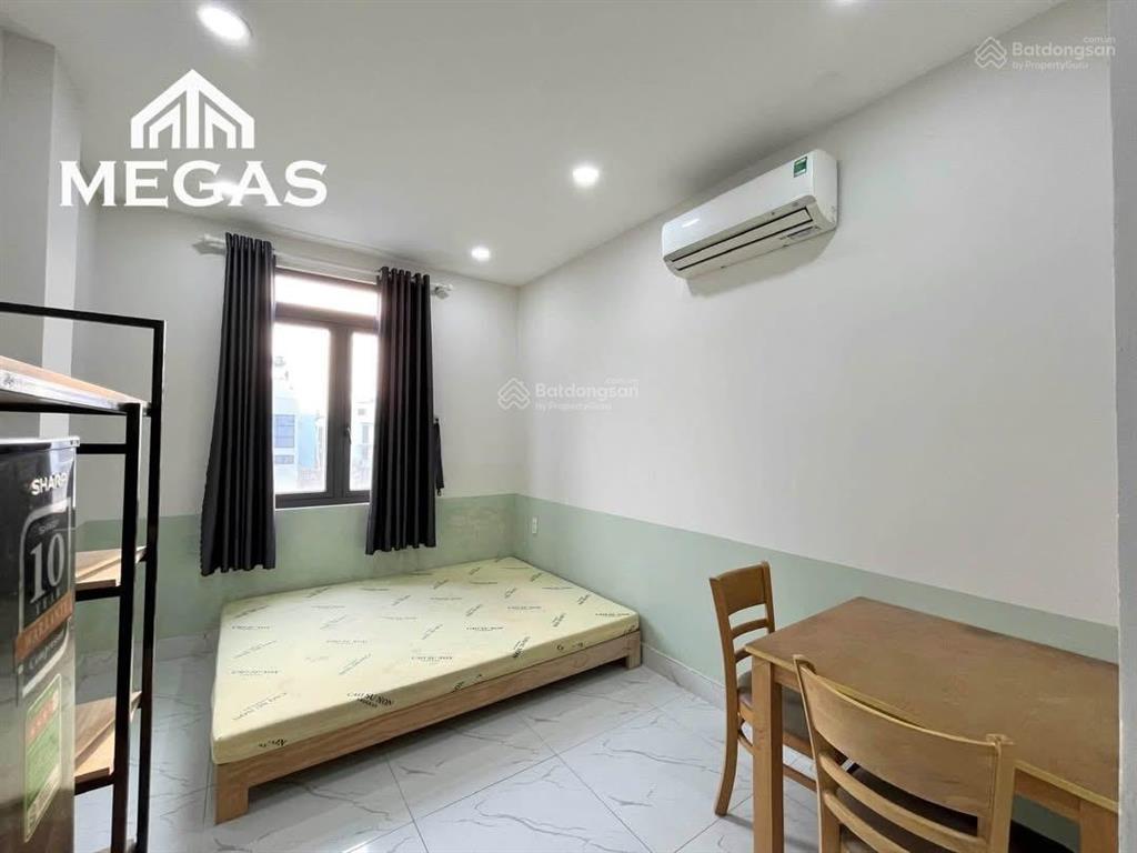 Phòng cửa sổ thoáng  full nội thất, thang máy ngay chung cư citi soho, trường umt quận 2