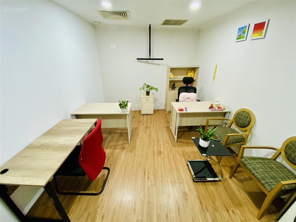 Chỗ ngồi cố định  văn phòng tại phường bến thành chỉ từ 2 triệu/tháng/1 pax (tòa nhà hạng b)