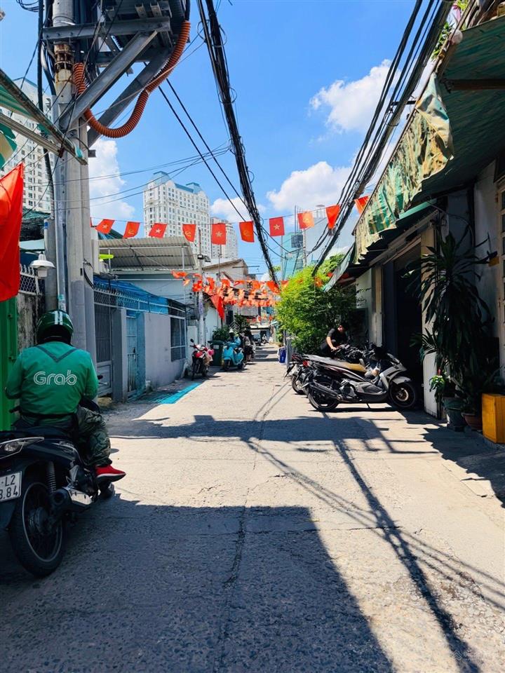 Bán đất tặng nhà  nguyễn hữu cảnh  ngang 5m  sổ vuông a4  giá 7,8tỷ