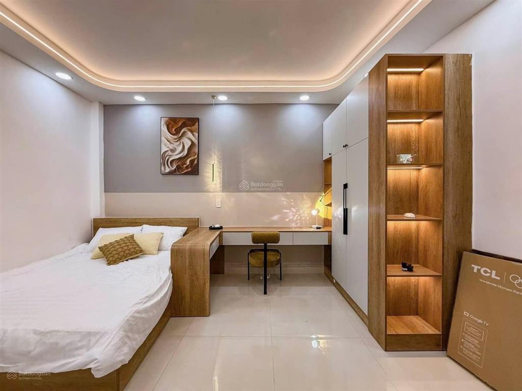 Nhà mới giáp q1  phan văn hân  hơn 100 tr/m2  4pn  60m2  6,05 tỷ
