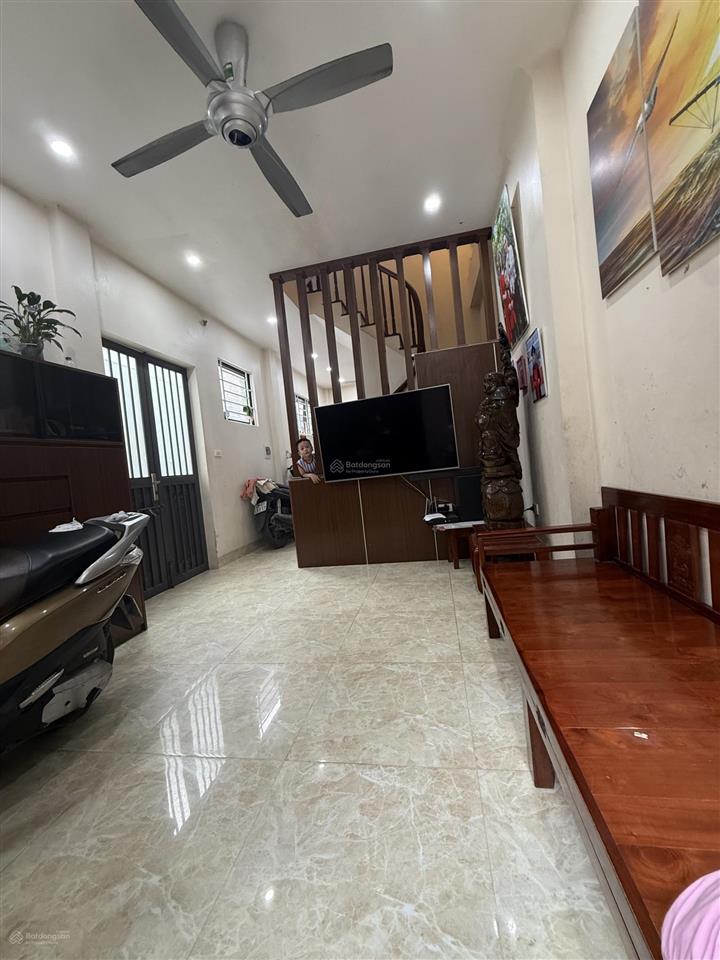 Chính chủ  bán nhà riêng 2 mặt ngõ an dương vương, kiên cố, trung tâm phú thượng