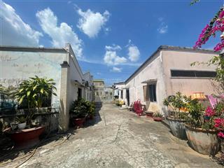 Chính chủ bán nhanh lô đất hiếm 2 mặt tiền  vị trí ngay trung tâm tp. cần thơ diện tích lớn 1075m2