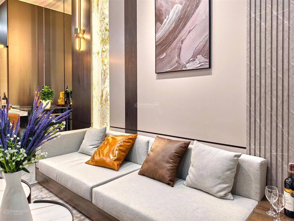 Chính chủ cắt lỗ căn hộ green tower bình tân 2pn giá 1,9 tỷ (bao vat + tặng nội thất)