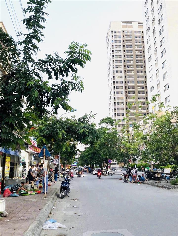 Cần bán đất phân lô  sổ thổ cư giá đầu tư dt 80m2  mặt tiền, hậu 5m trong khu dịch vụ tân tây đô